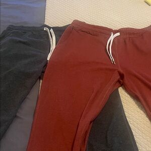 Vuori joggers, 2 pair